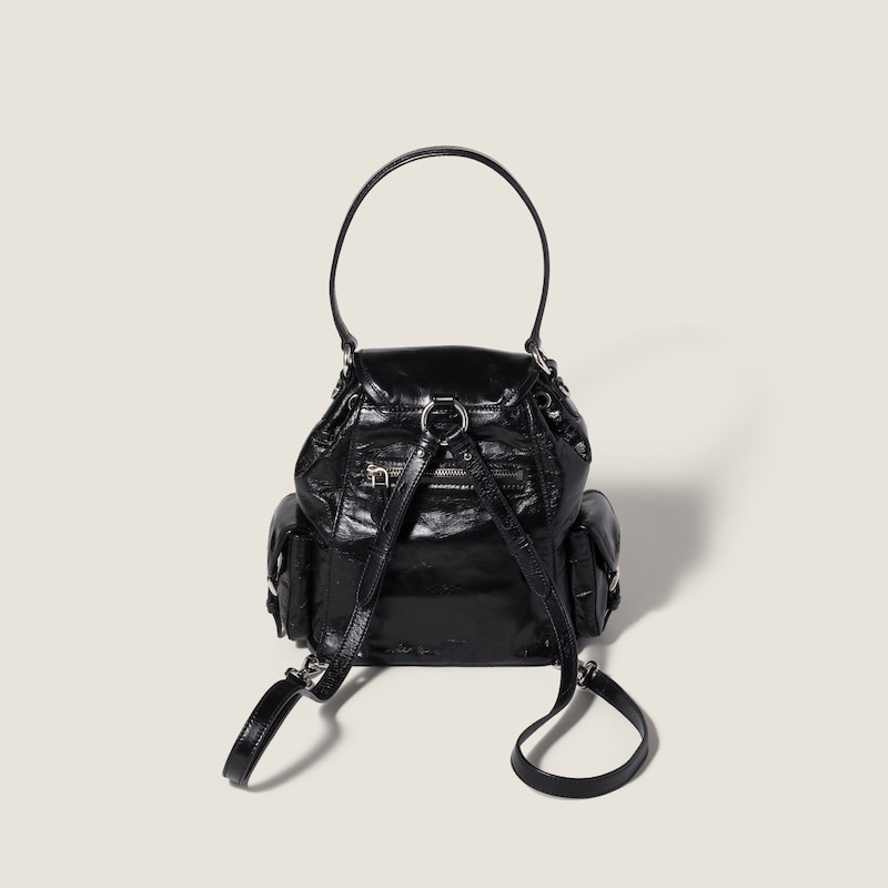 Sac à dos en cuir brillant