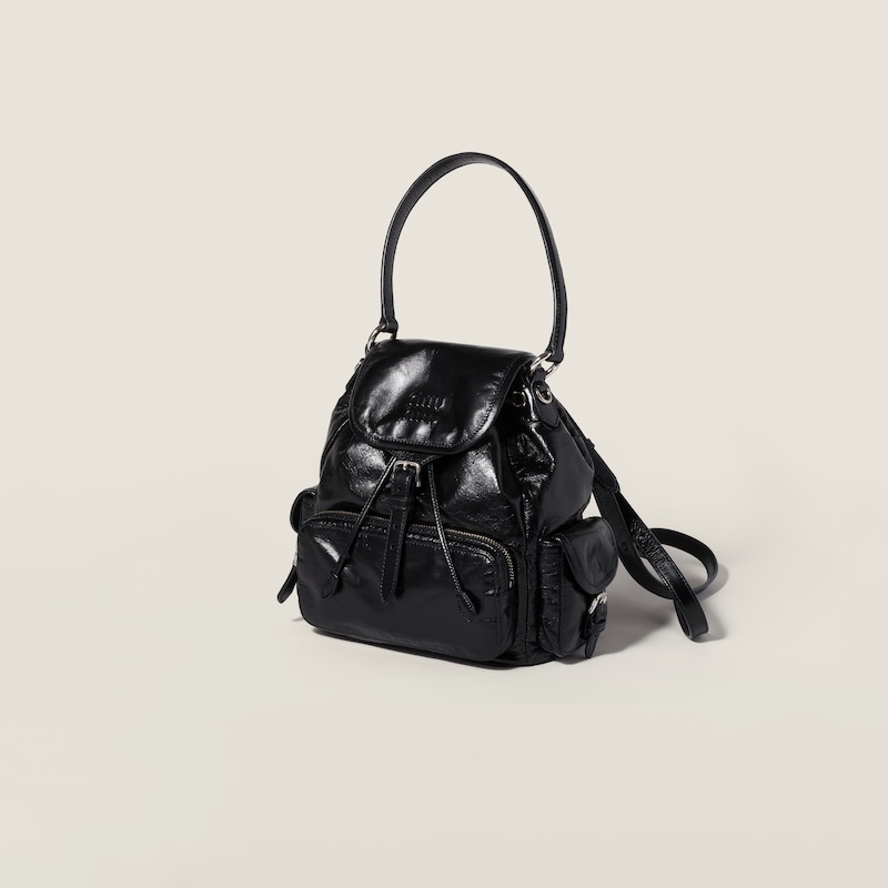 Sac à dos en cuir brillant