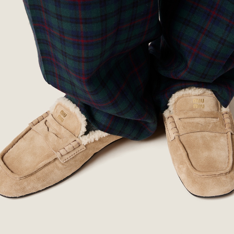 Ruches suede loafers