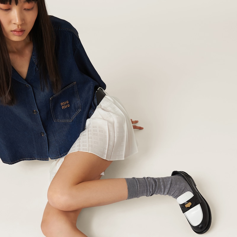 低跟皮革金币乐福鞋