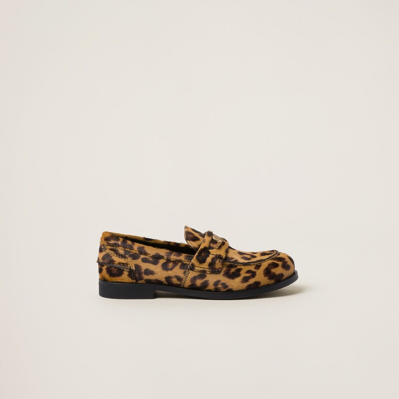 MIUMIU 26S LOAFERS IN BLACK SNAKE EMBOSSED CALFSKIN
