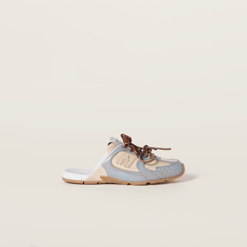حذاء New Balance X Miu Miu 530 SL بكعب من جلد العجل بزخارف ديكو