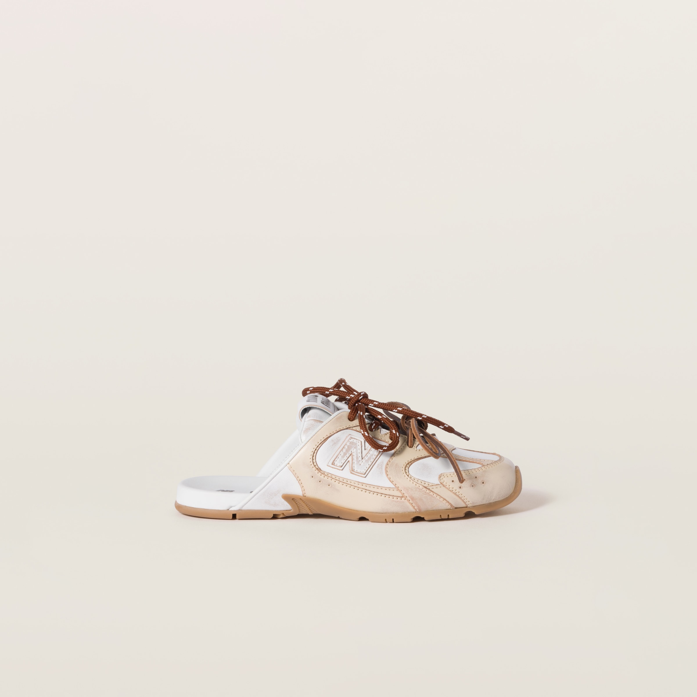 Miu Miu X New Balance Leather 530 Sl Mules In Travertine Gray/white