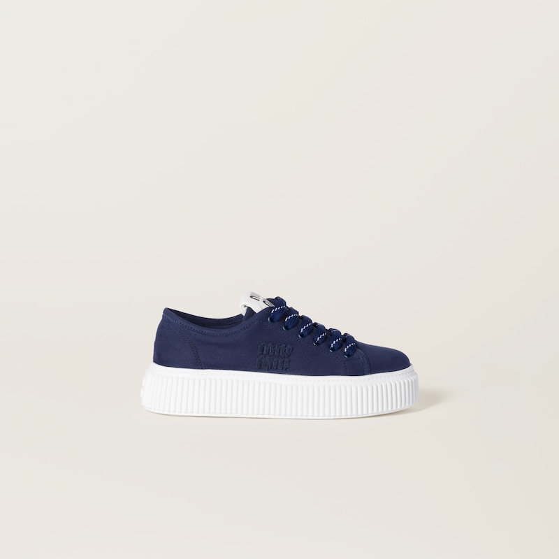 로고 장식 데님 스니커즈