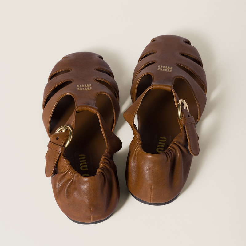 루슈 나파 가죽 피셔맨 샌들