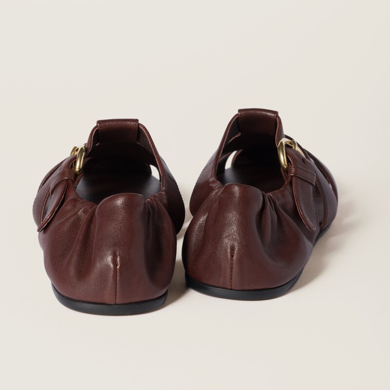 褶饰Nappa皮革渔夫凉鞋