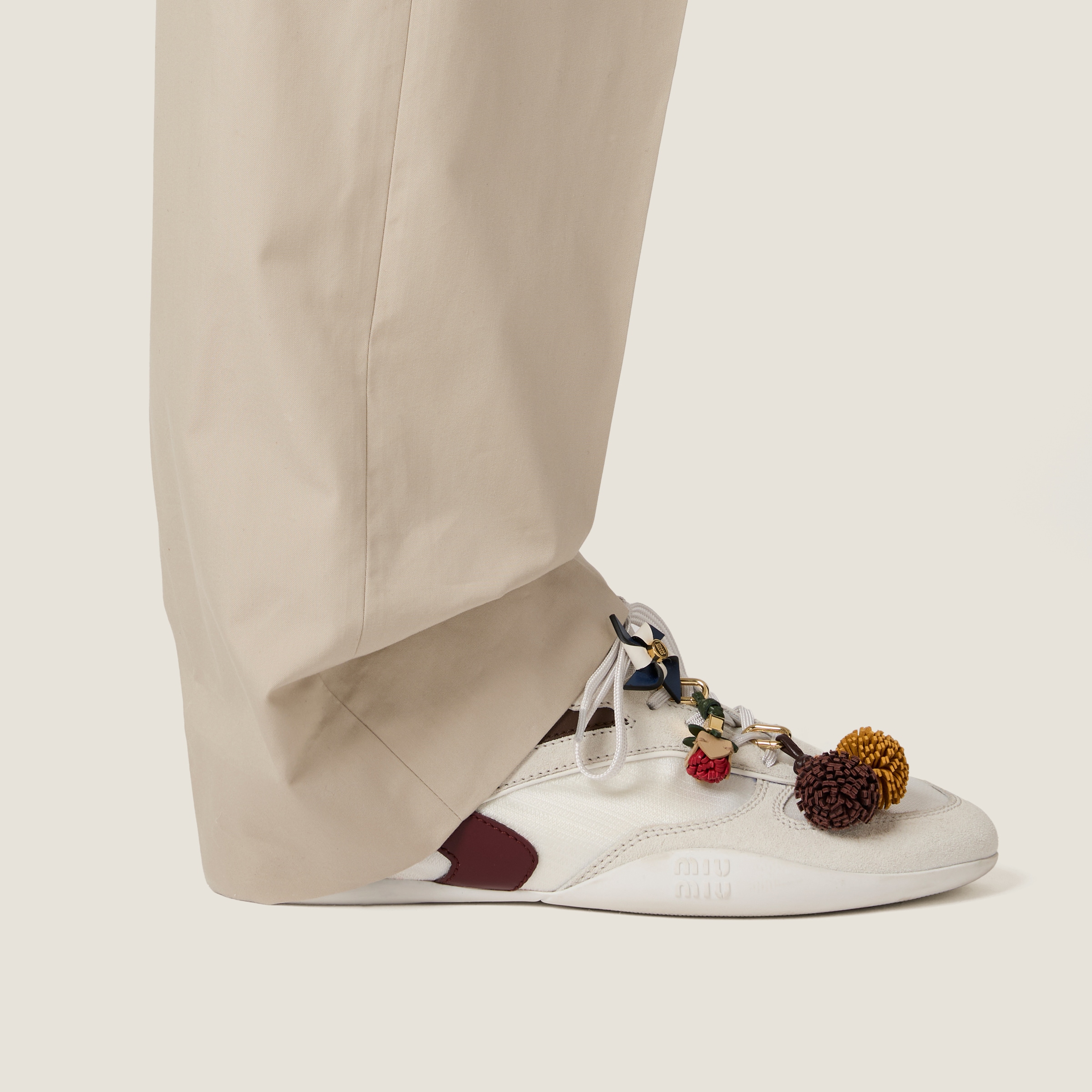 White/burgundy Gymnasium Technical Fabric And Suede Sneakers