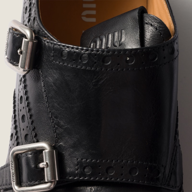 小牛皮带扣布洛克鞋