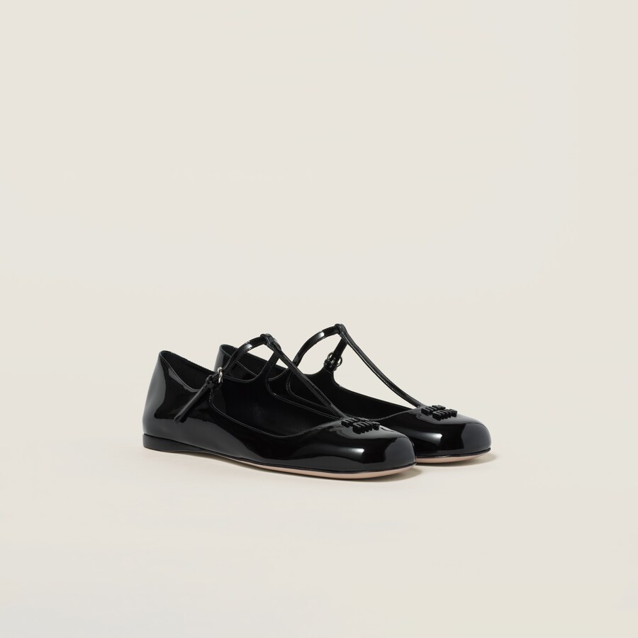 Miu Miu Women's Élavé Leather Sabot Beige