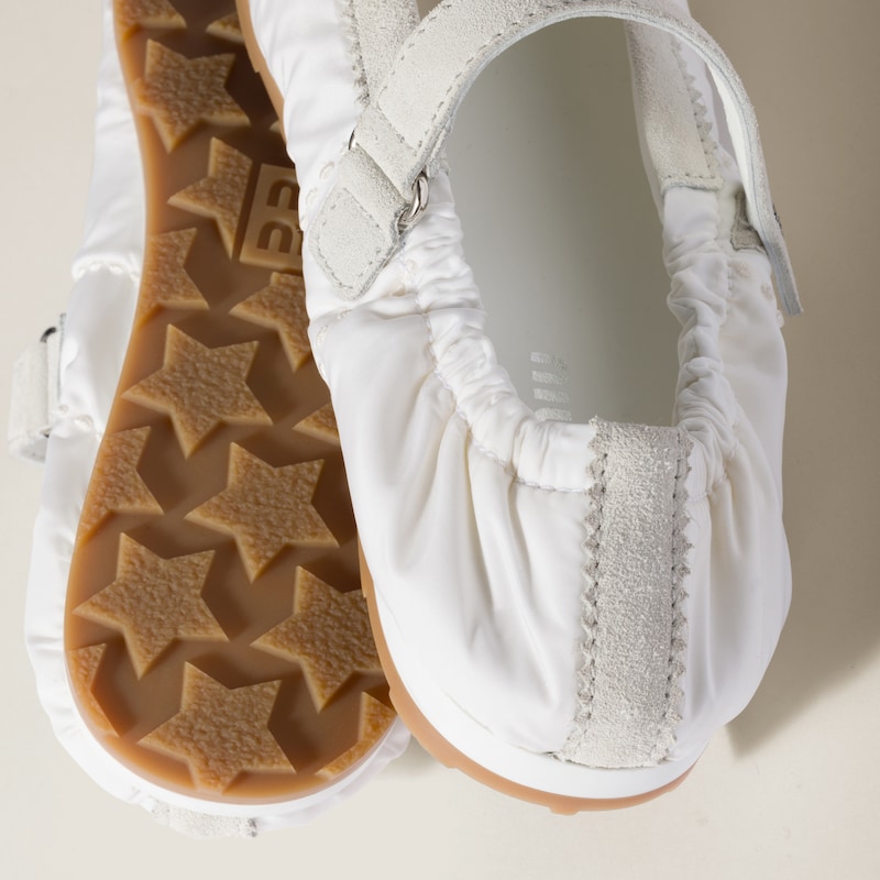 Plume Ballerinas aus Funktionsgewebe und Wildleder