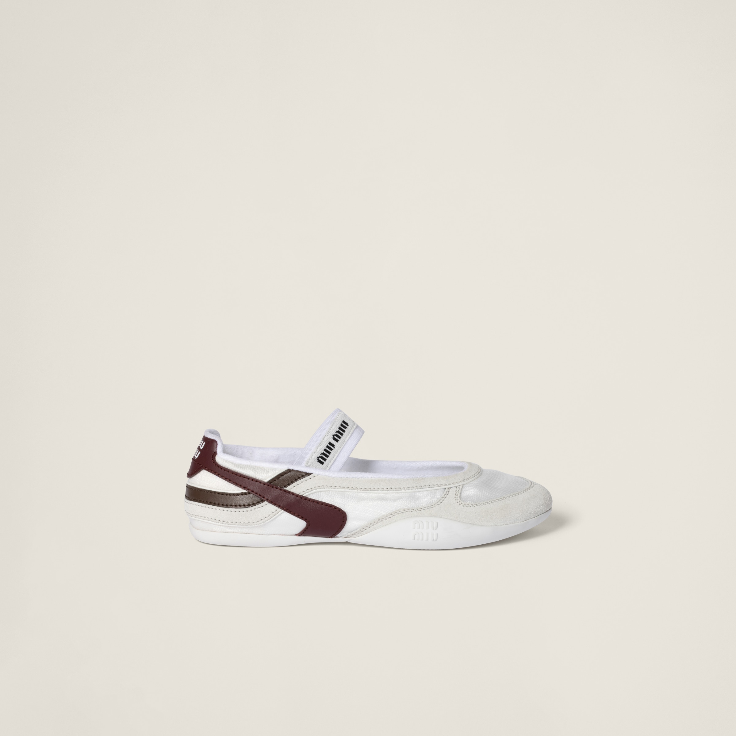 White/burgundy Gymnasium Technical Fabric And Suede
