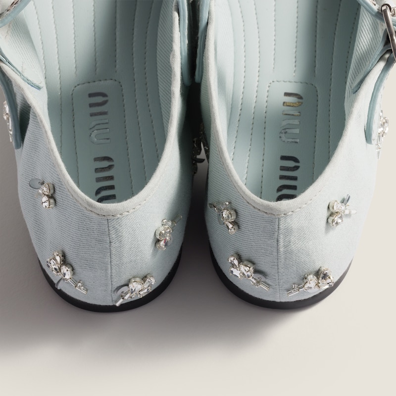 Embroidered drill ballerinas
