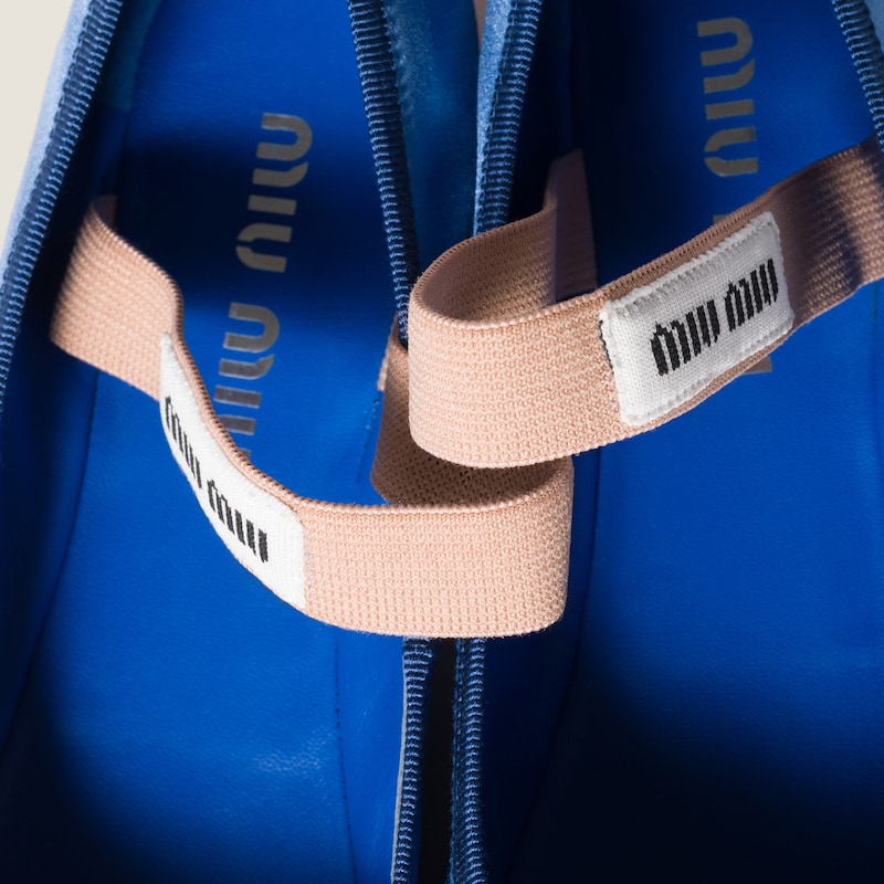Ballerinas aus Satin