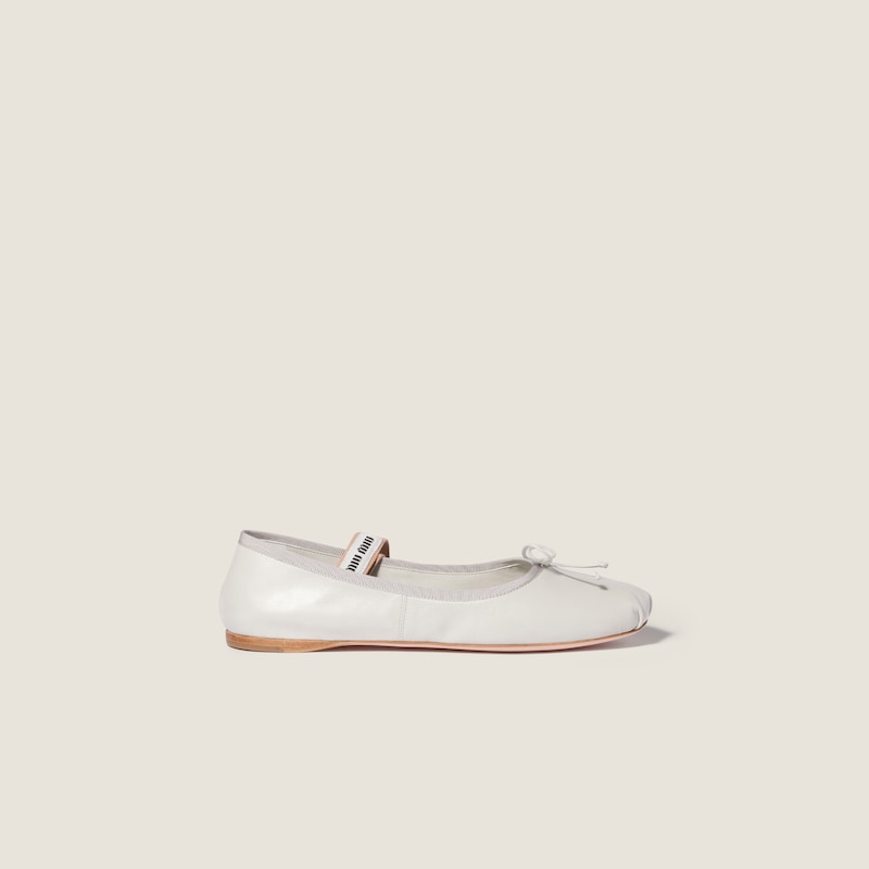 Leather ballerinas