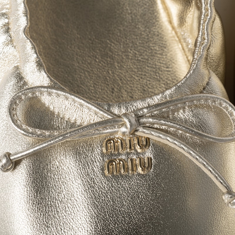 Leather ballerinas