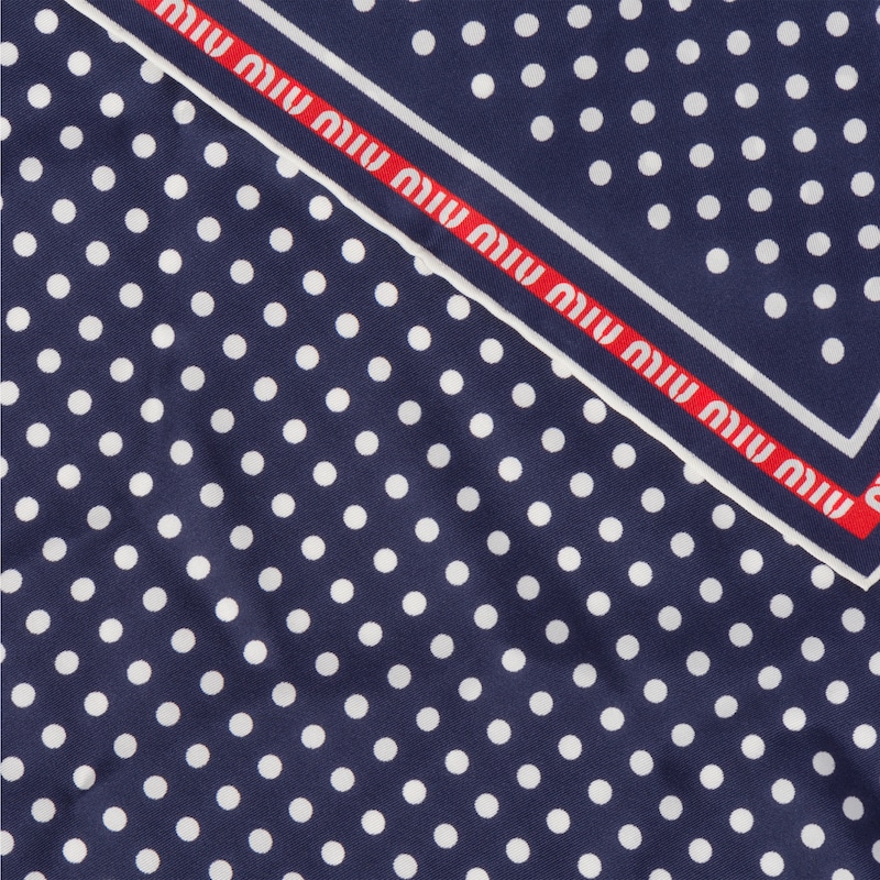 Foulard en sergé imprimé