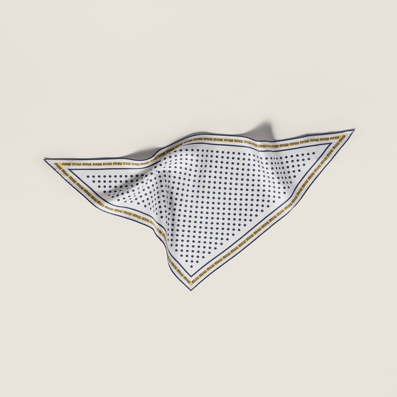 Foulard en sergé imprimé