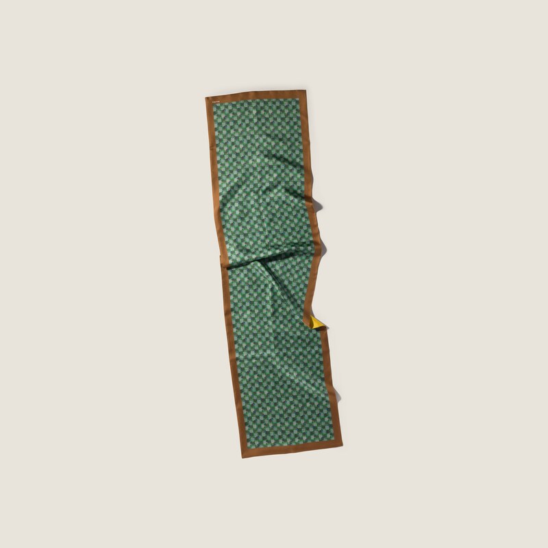 Foulard en sergé imprimé