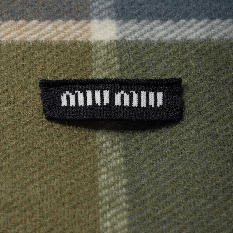 Wool and cashmere scarf