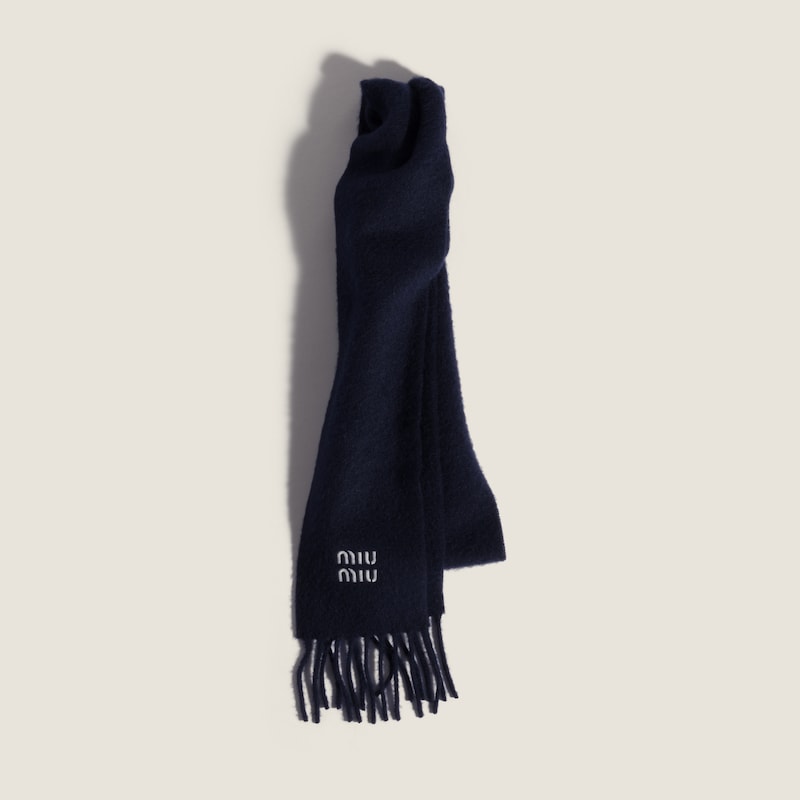 Cashmere scarf