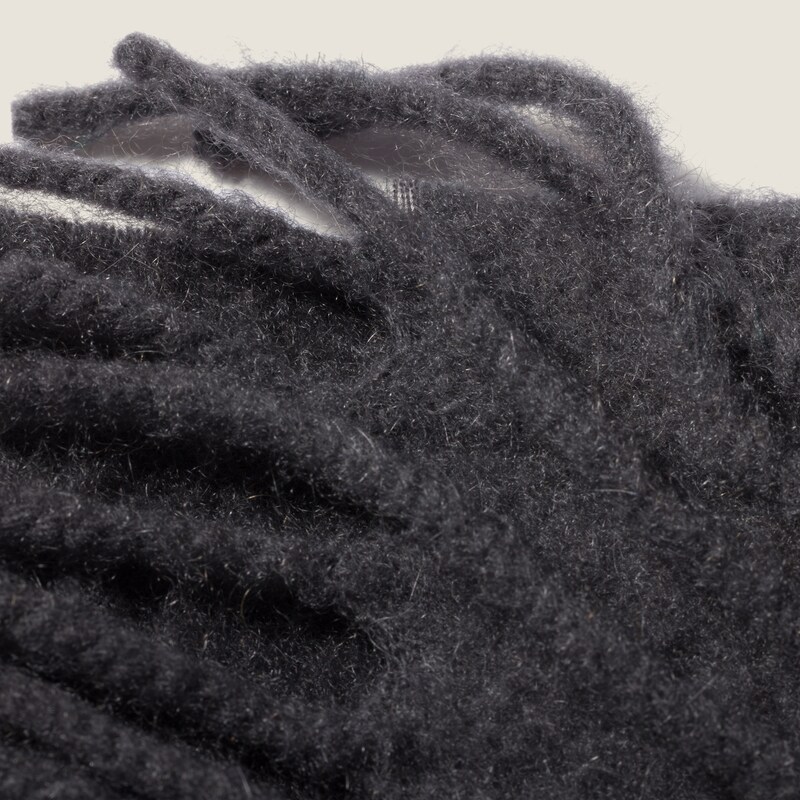 Cashmere scarf