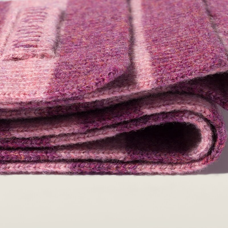 Wool scarf