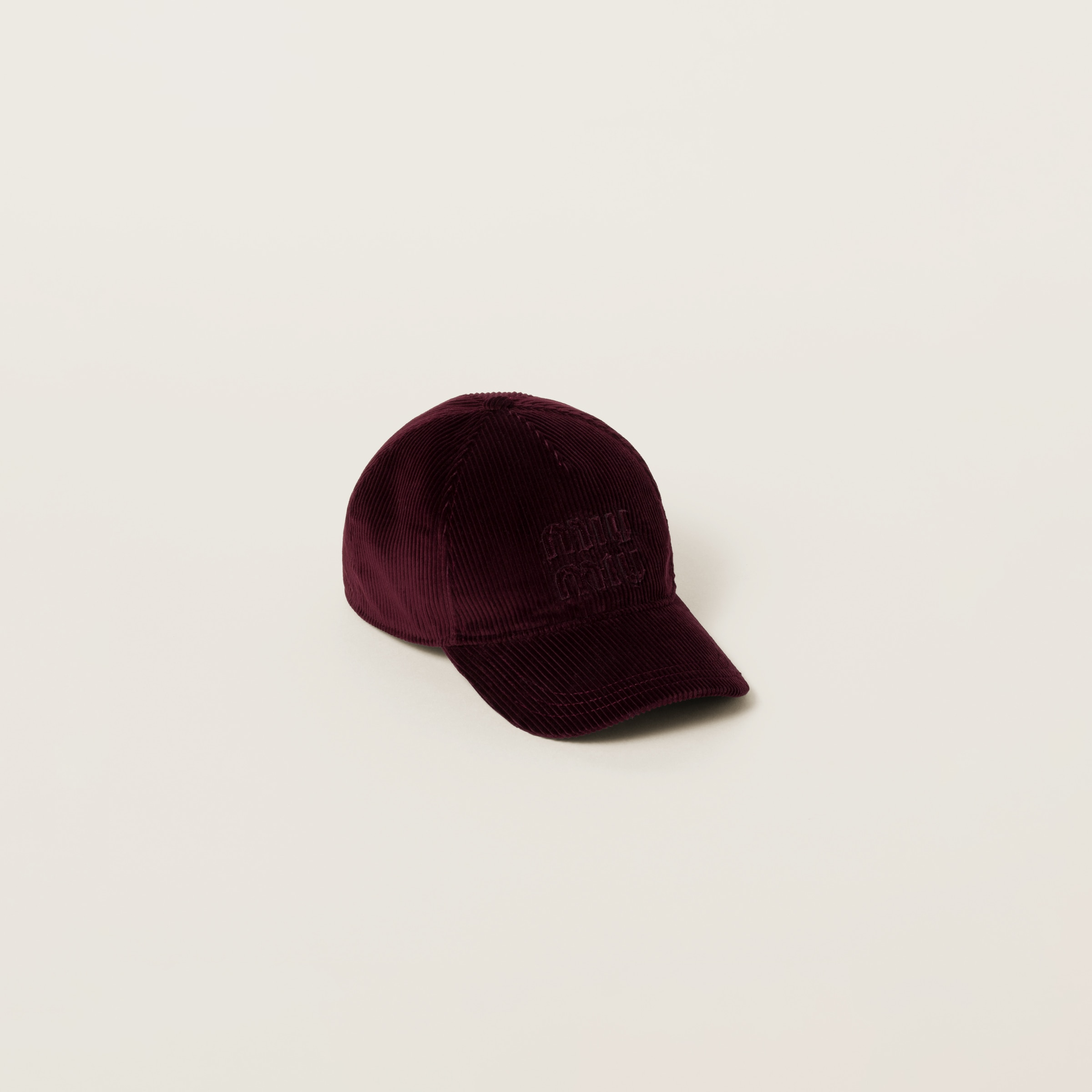 Burgundy velvet baseball cap 2025