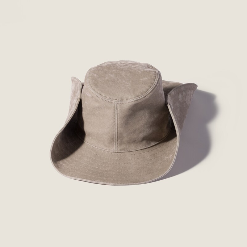 Velvet cowboy hat