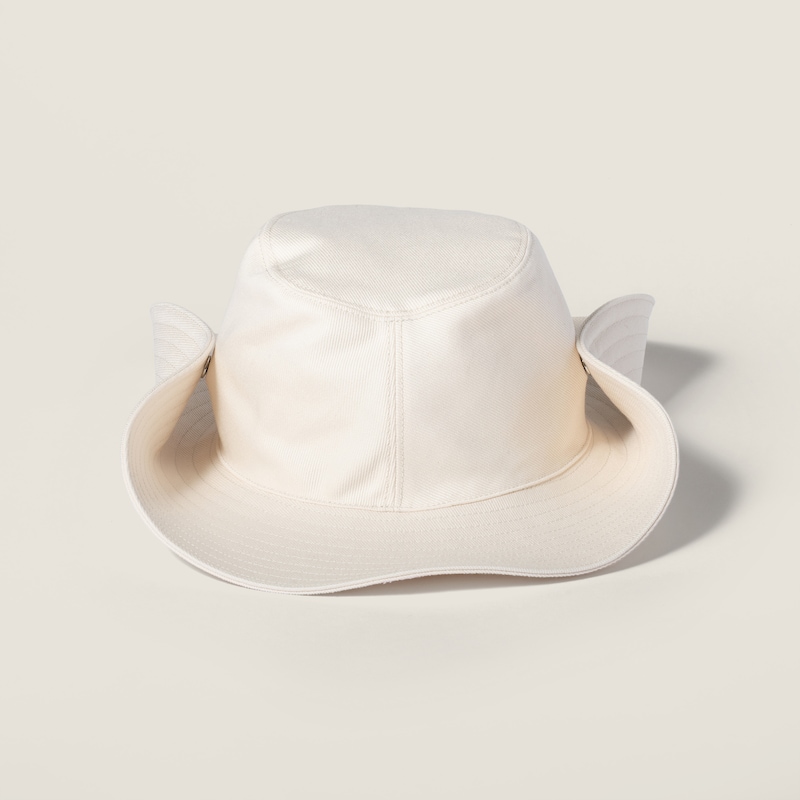 Drill hat