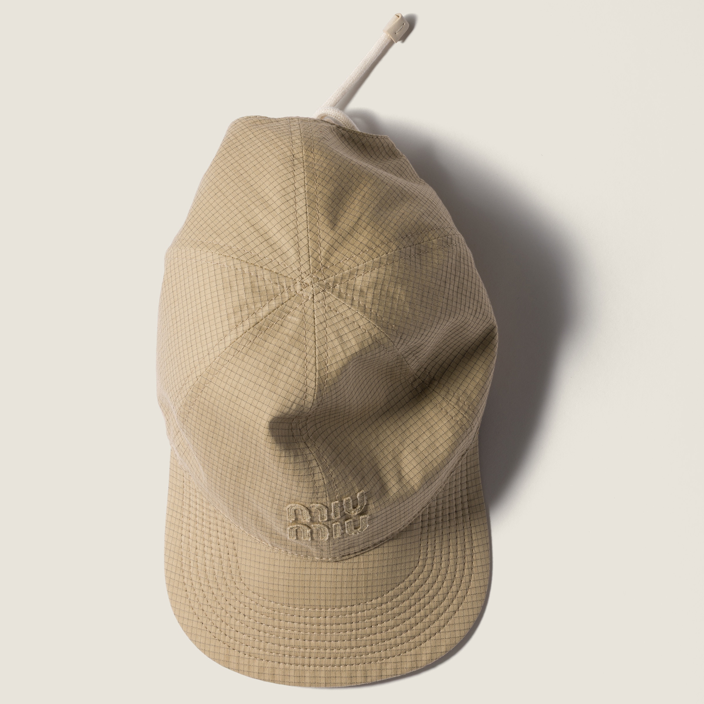 Hyundai Cappellino Da Baseball Unisex - Beige Con Logo Bianco In Silicone 3D - Regolabile 55/59 Cm - 100% Poliestere