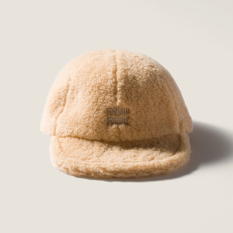 Fleece baseball cap
