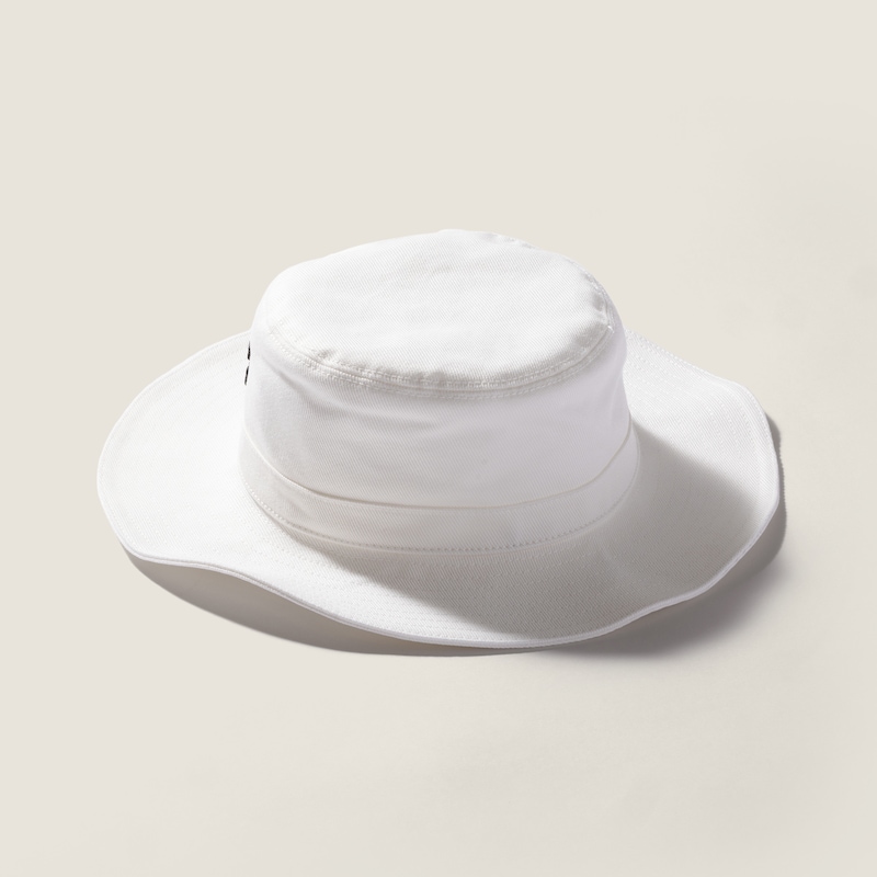 Drill hat