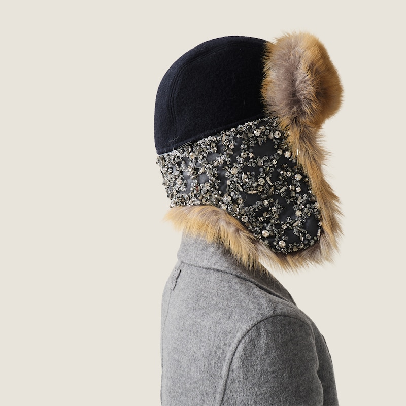 Chapeau en laine et shearling brodé