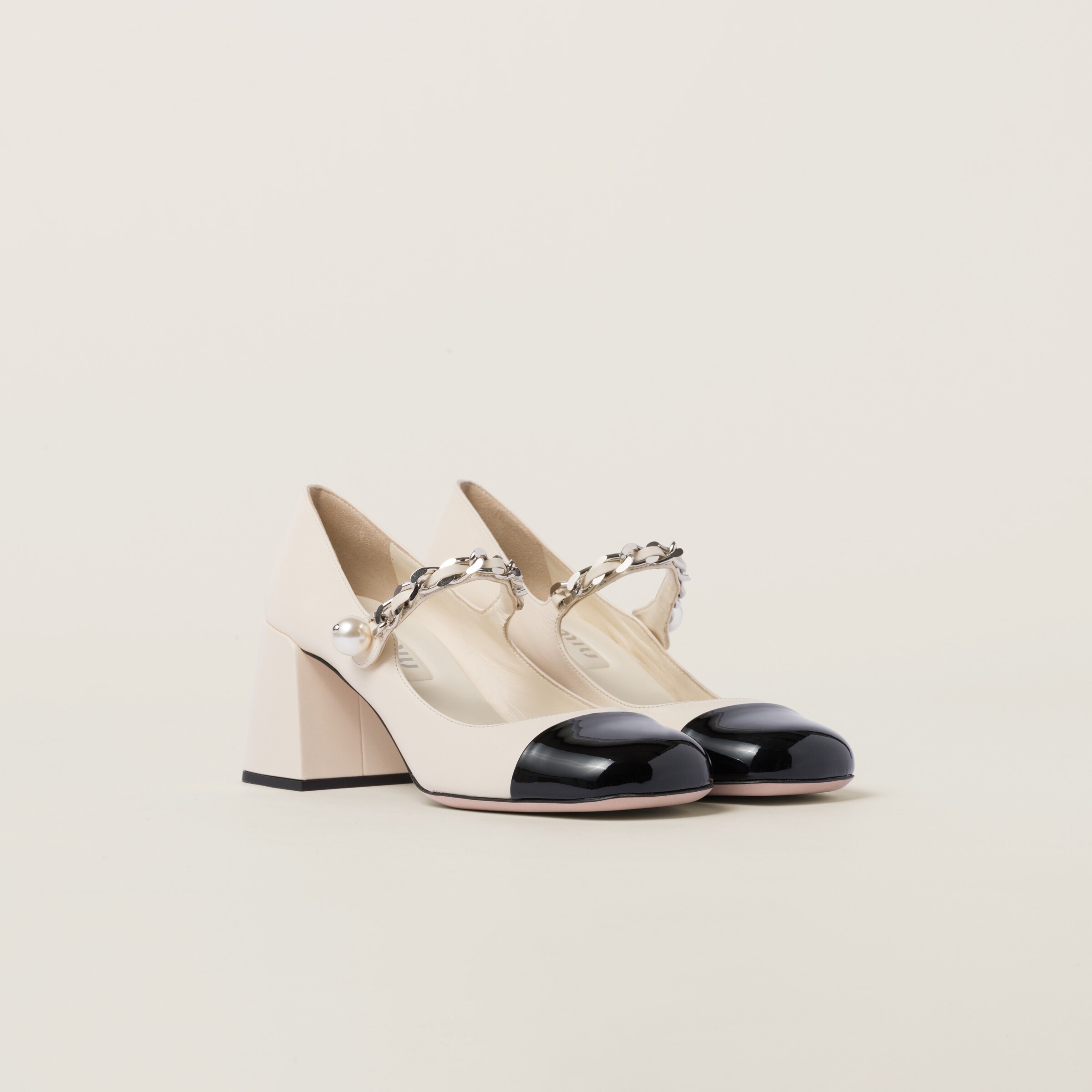 Miu Miu Leather Pumps In Ivory/black