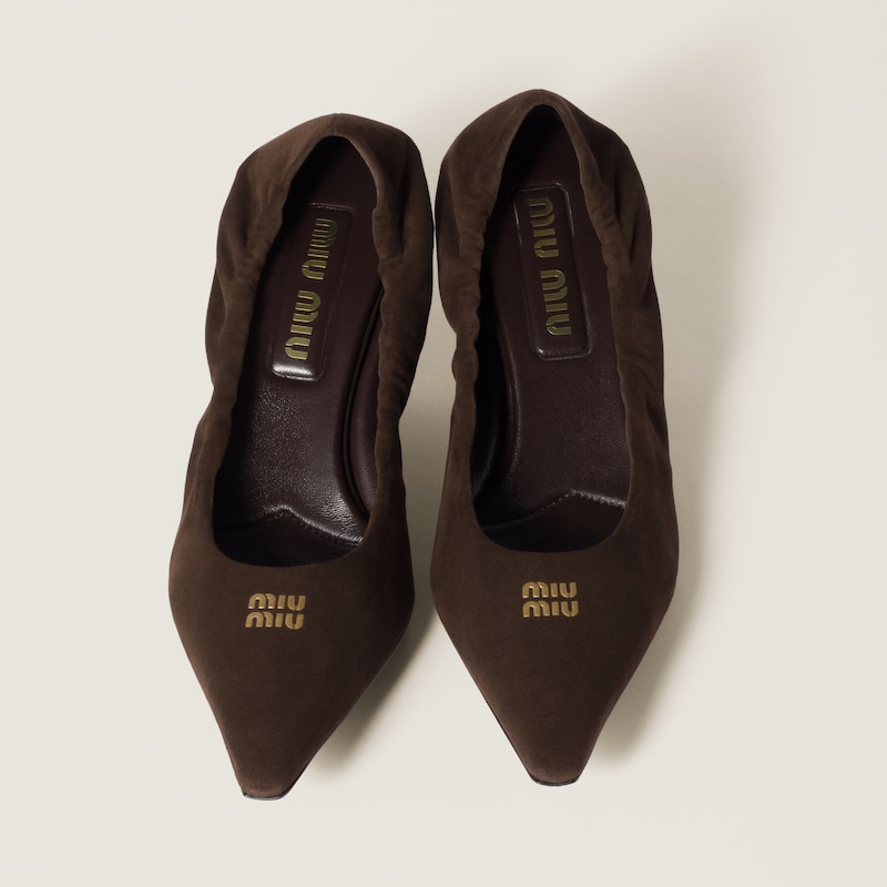 Ruches suede pumps