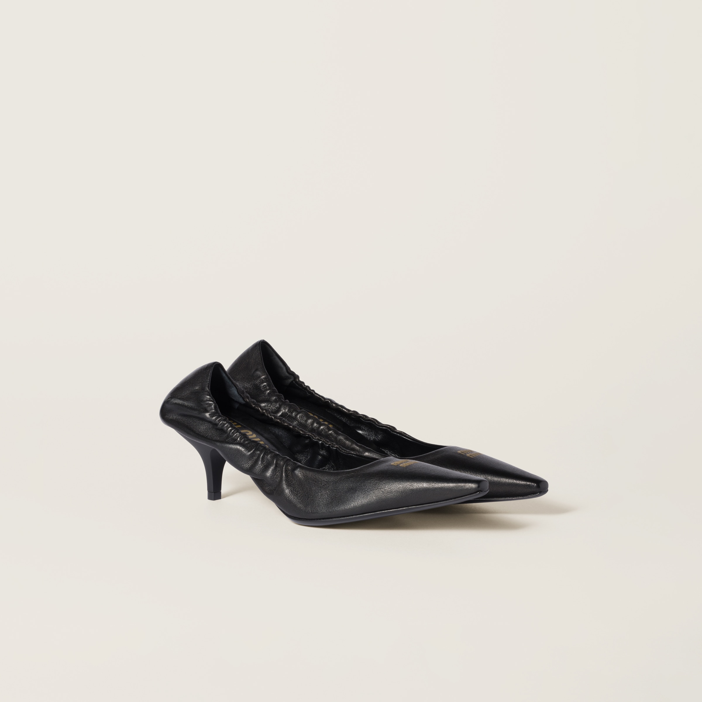 サンダル・ミュール MiuMiu Black leather nappa leather pumps Miu Miu Black Leather Pumps | italist