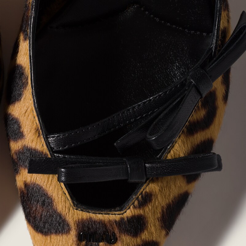 Printed leather slingback pumps