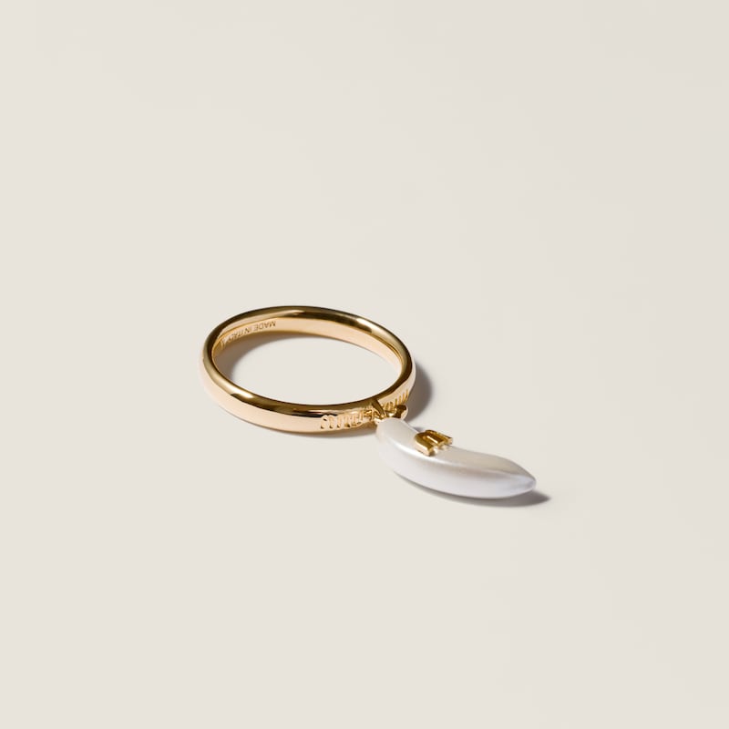 Metal ring