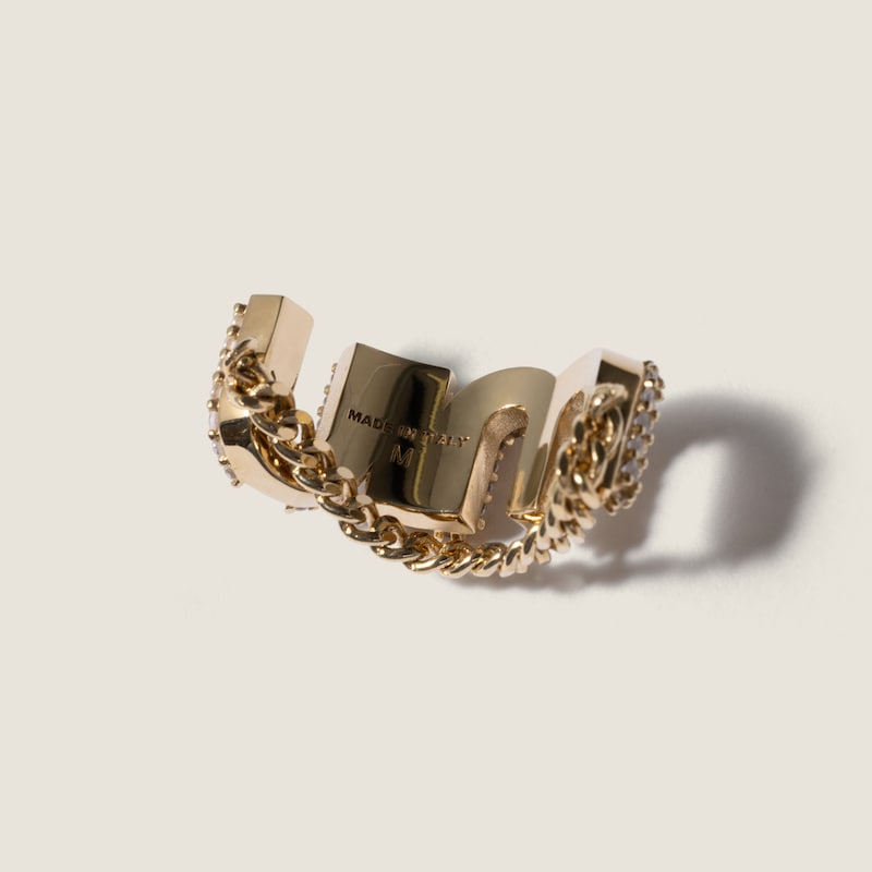 Metal ring with crystals