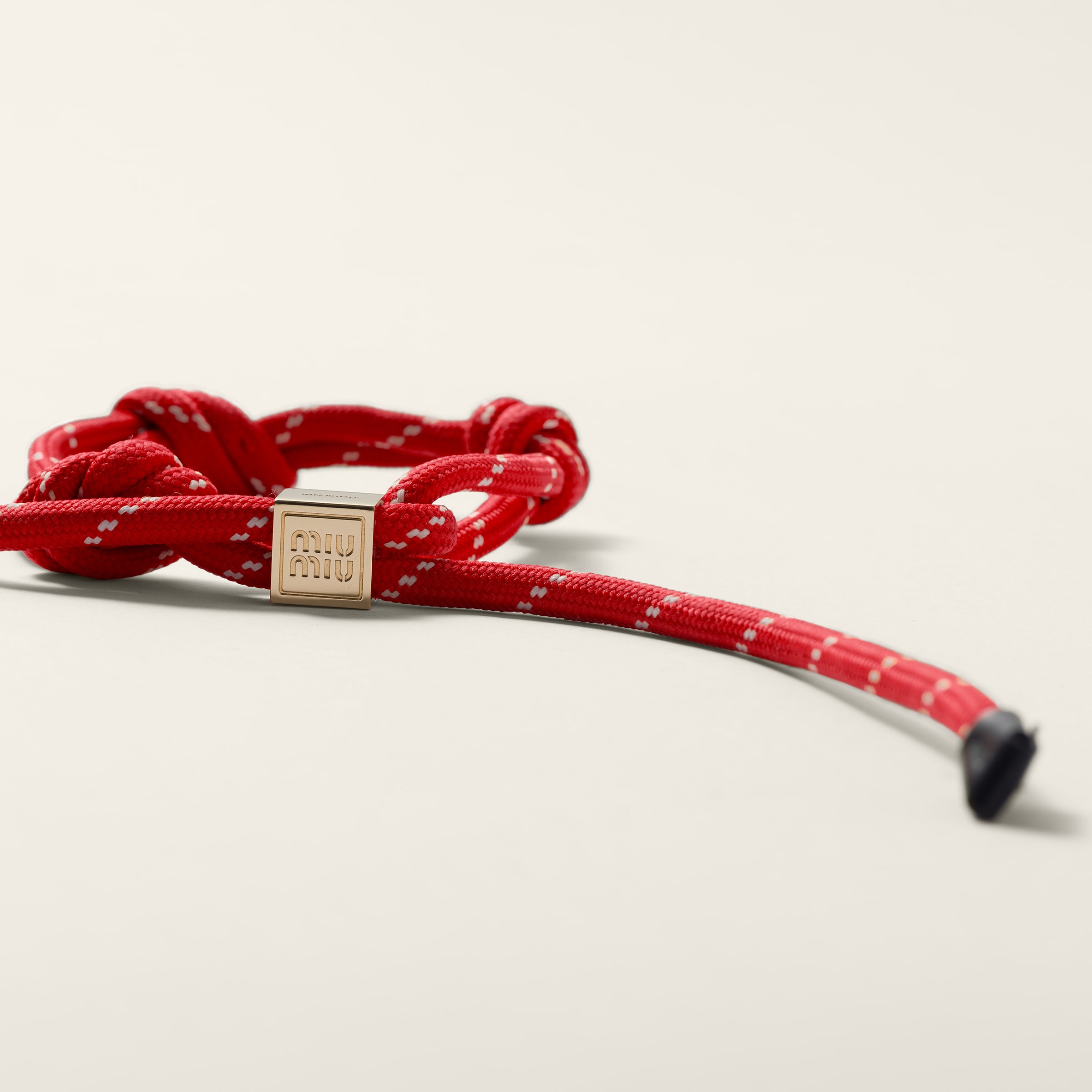 ブレスレット MiuMiu FW25 Red fabric bracelet (5IB5383L74 F0011) Red Cord Bracelet | Miu Miu