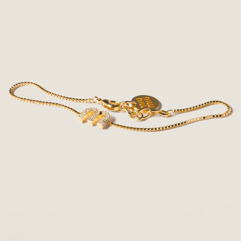 Metal bracelet with crystals