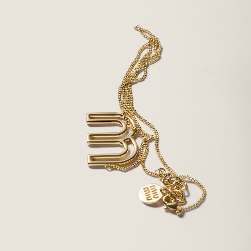 Metal necklace