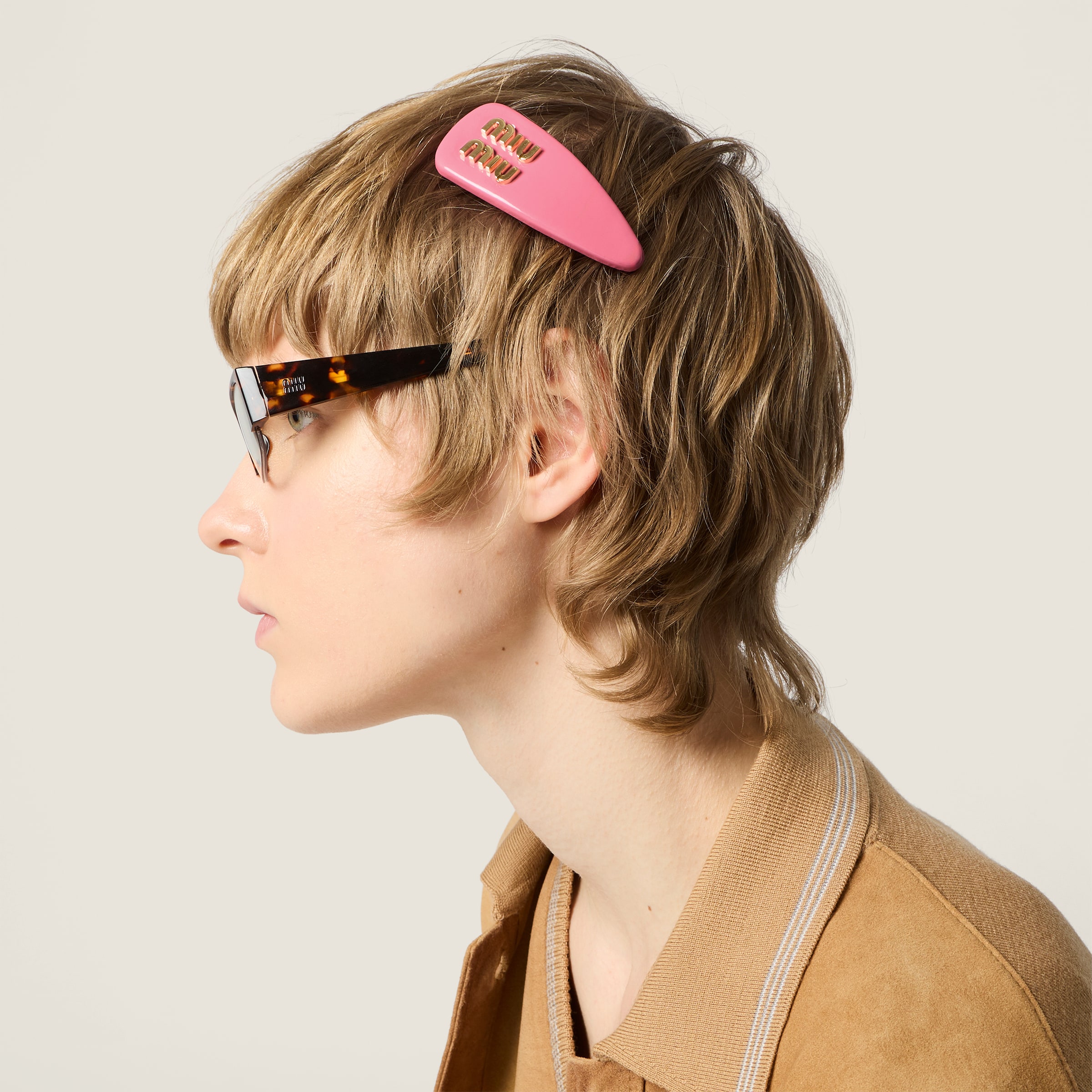 ジェラニウムピンク パテントレザー ヘアクリップ | Miu Miu - 日本