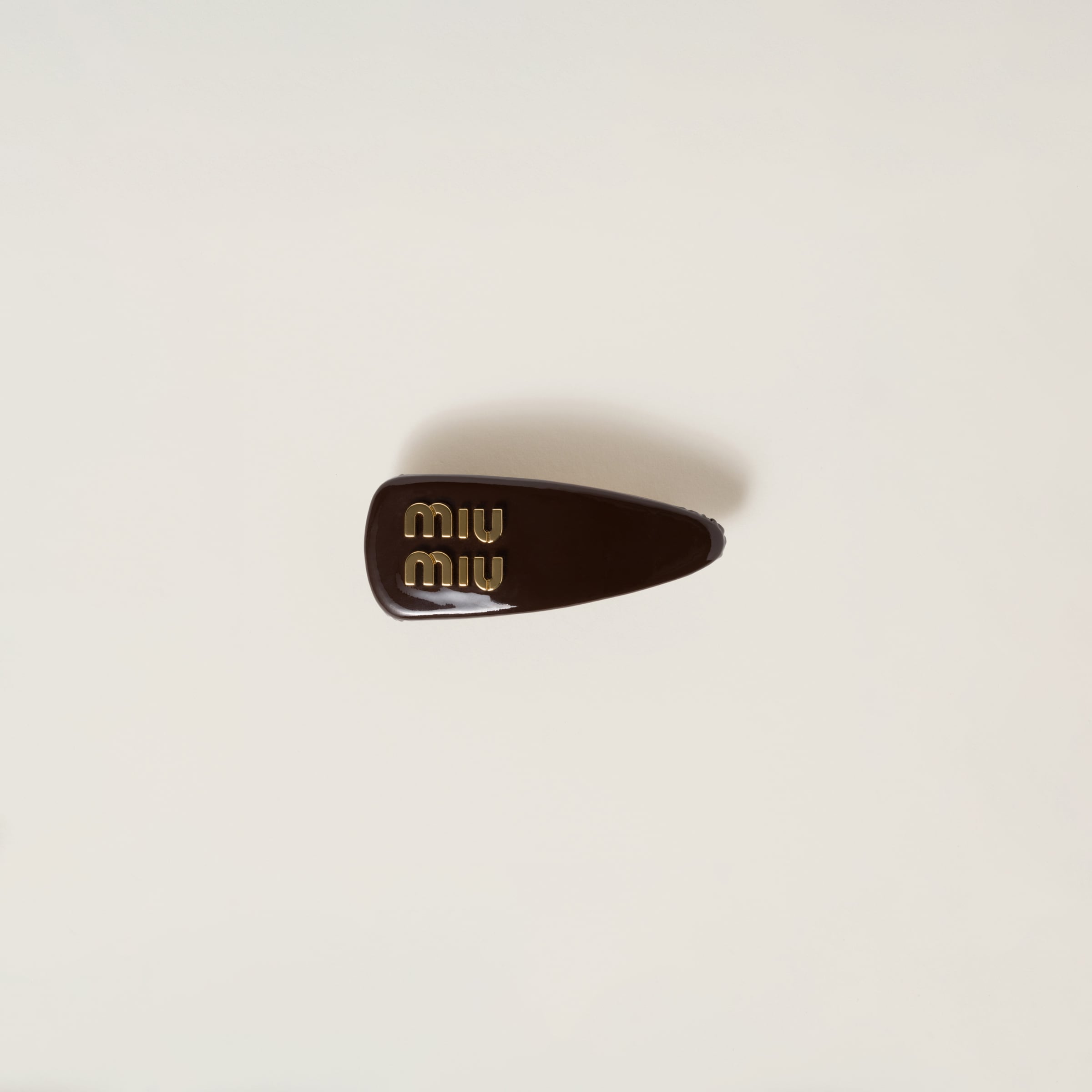 Miu Miu Patent Leather Hair Clip In Briarwood