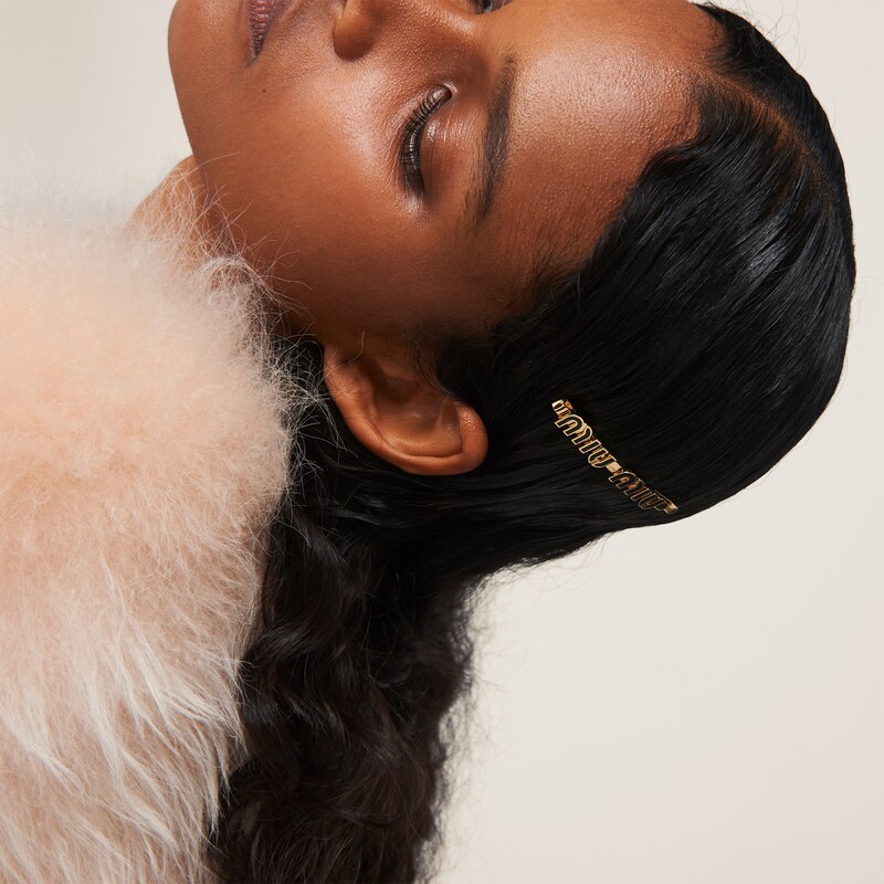 Pince à cheveux en métal émaillé