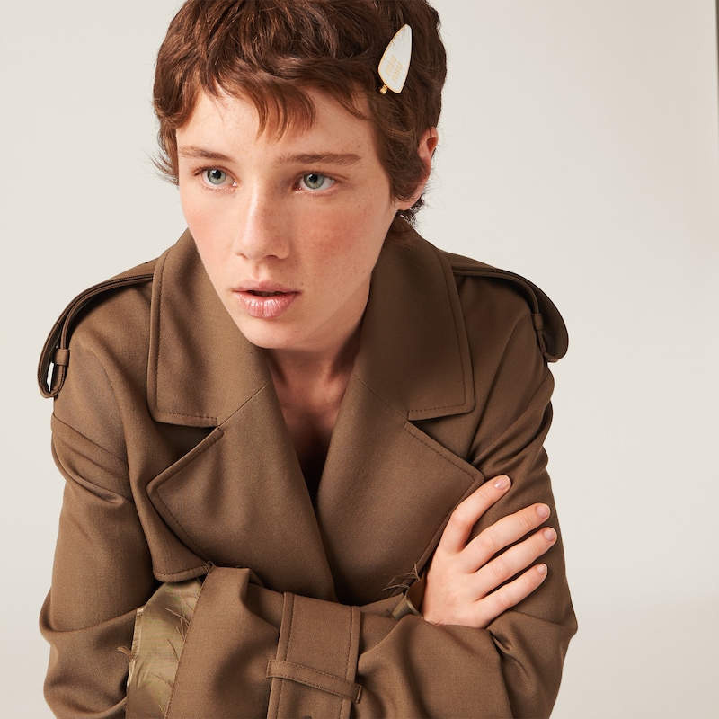 에나멜 메탈 헤어 클립