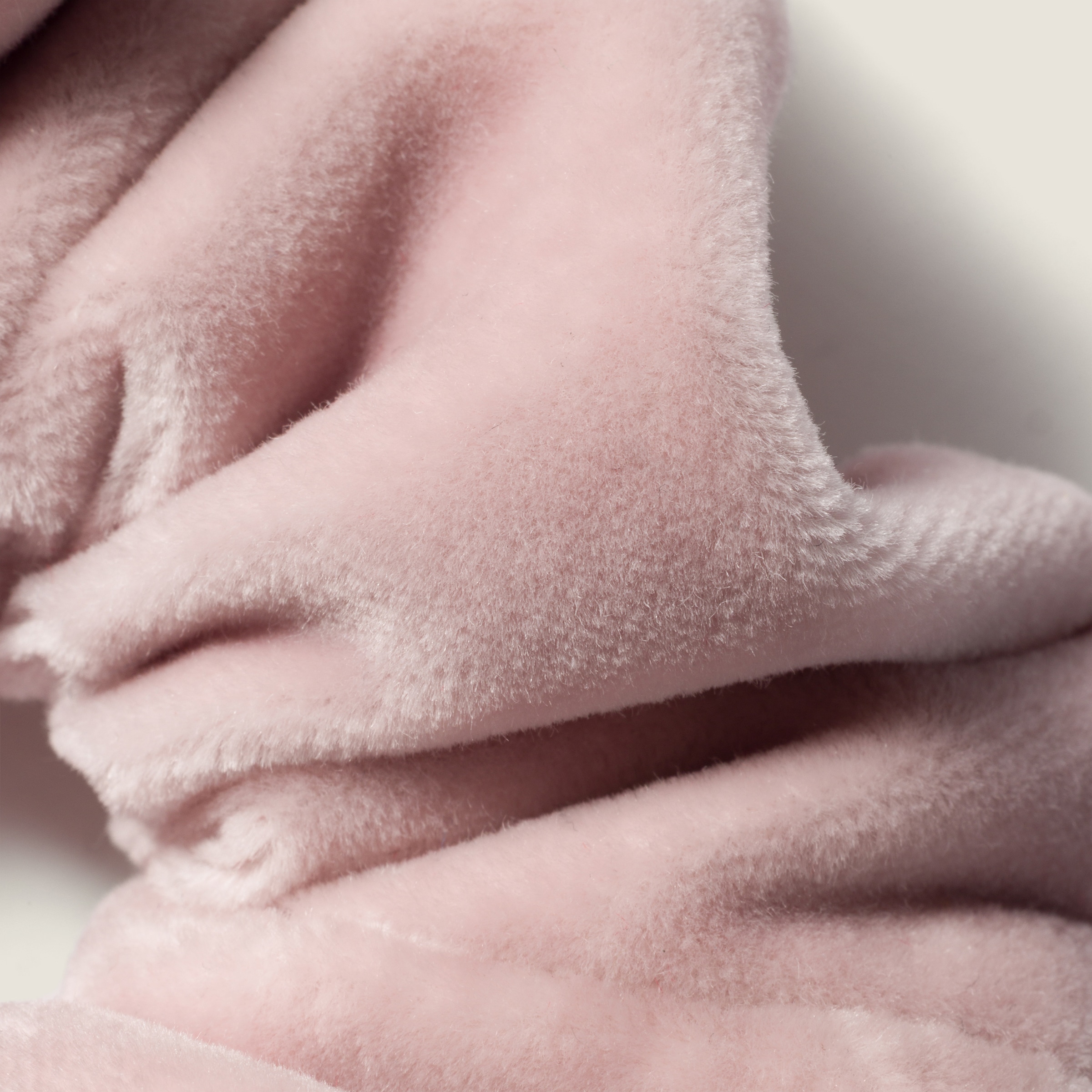 Miu Miu Velvet Scrunchie In Pink