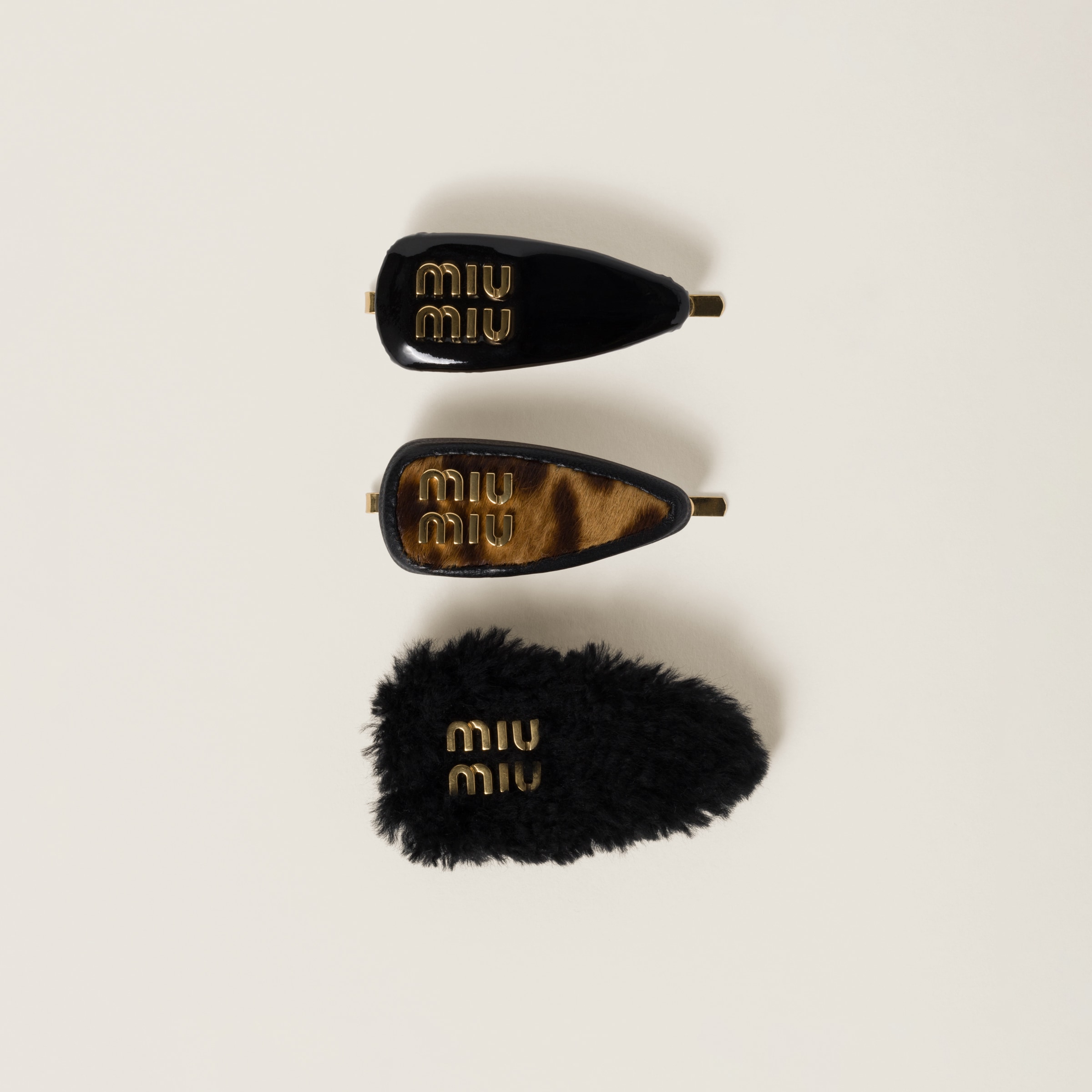 ブラック ヘアクリップ セット | Miu Miu