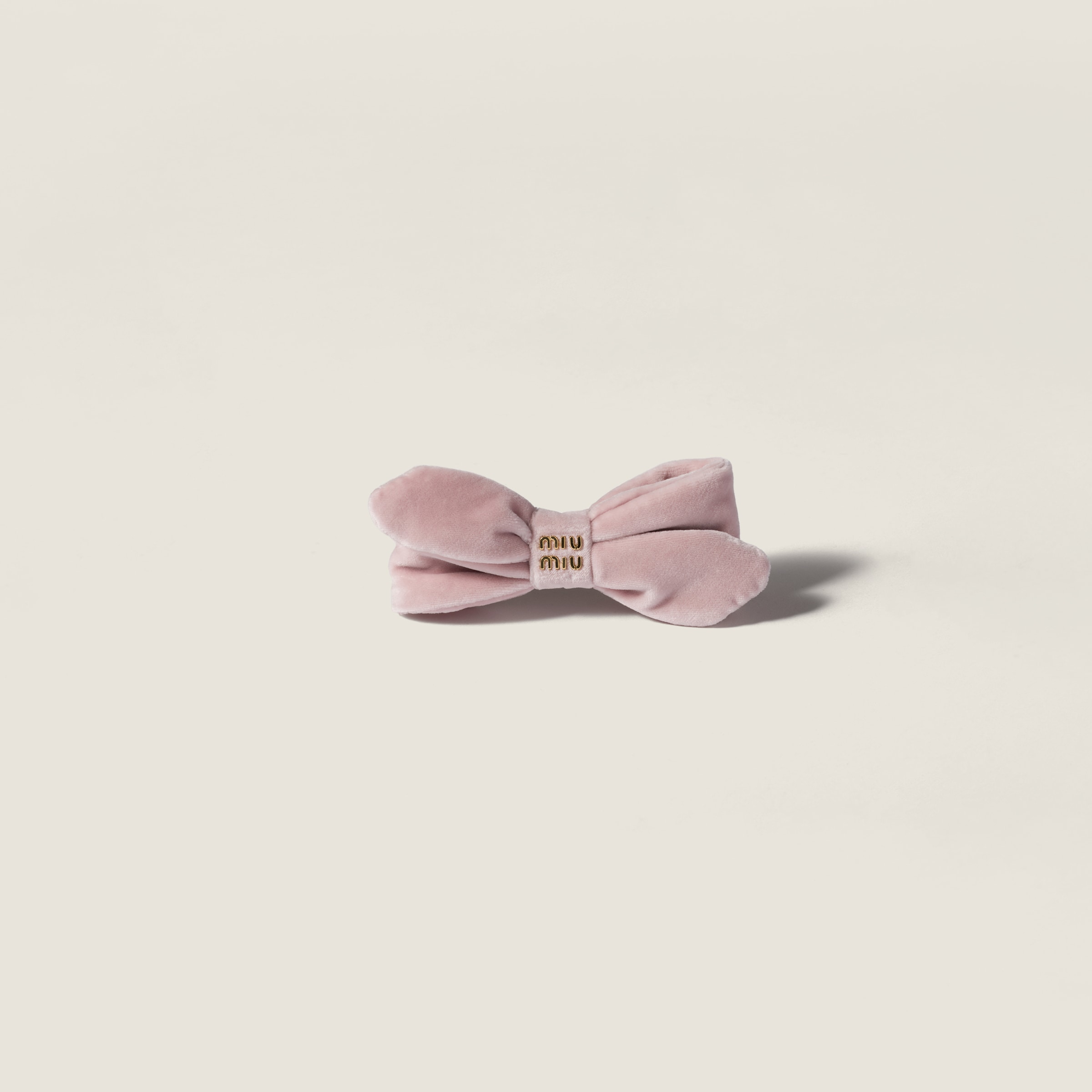 Miu Miu Velvet Hair Clip In Pink