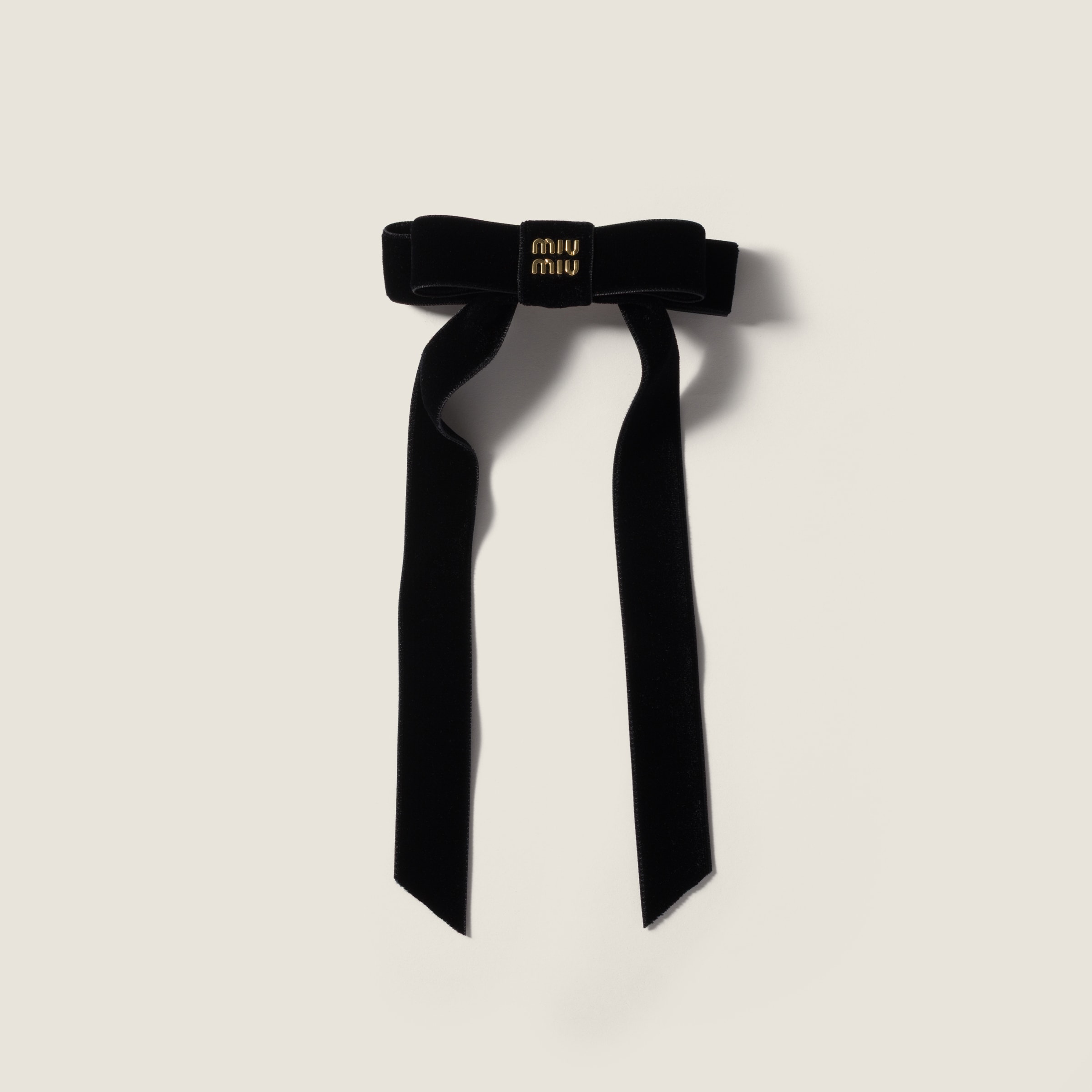 Miu Miu Velvet Hair Clip In Black